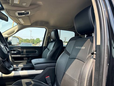 Used 2021 RAM 2500 Laramie AWD/4WD image 17