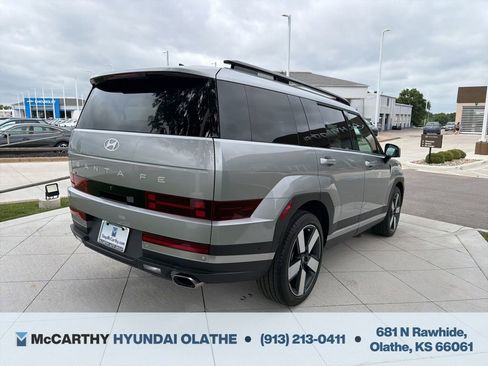 Certified 2024 Hyundai Santa Fe Limited FWD image 19