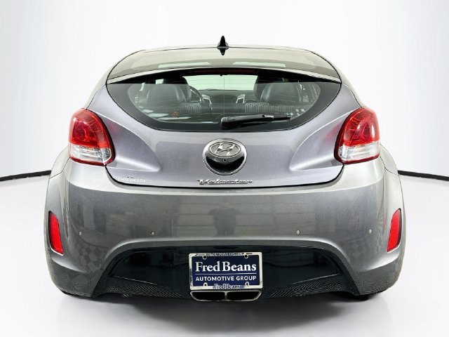 Used 2016 Hyundai Veloster w/ Option Group 03 FWD image 7