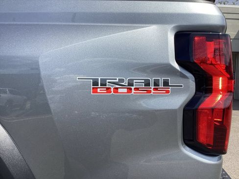 Used 2024 Chevrolet Colorado Trail Boss w/ Advanced Trailering Package AWD/4WD image 27