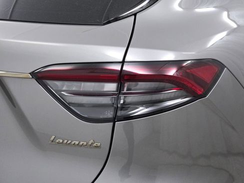 Used 2021 Maserati Levante GranSport AWD/4WD image 12