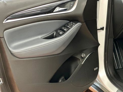 Used 2022 Buick Enclave Essence w/ Experience Buick Package image 26