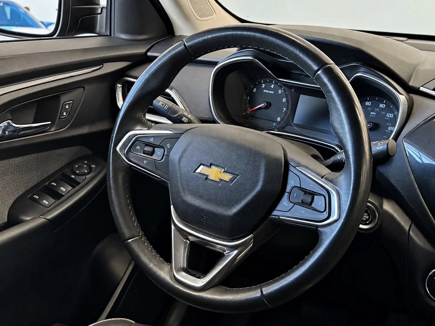 Used 2021 Chevrolet TrailBlazer LT w/ Premium Seating Package AWD/4WD image 10