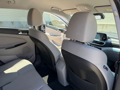 Used 2019 Hyundai Tucson SE FWD image 18