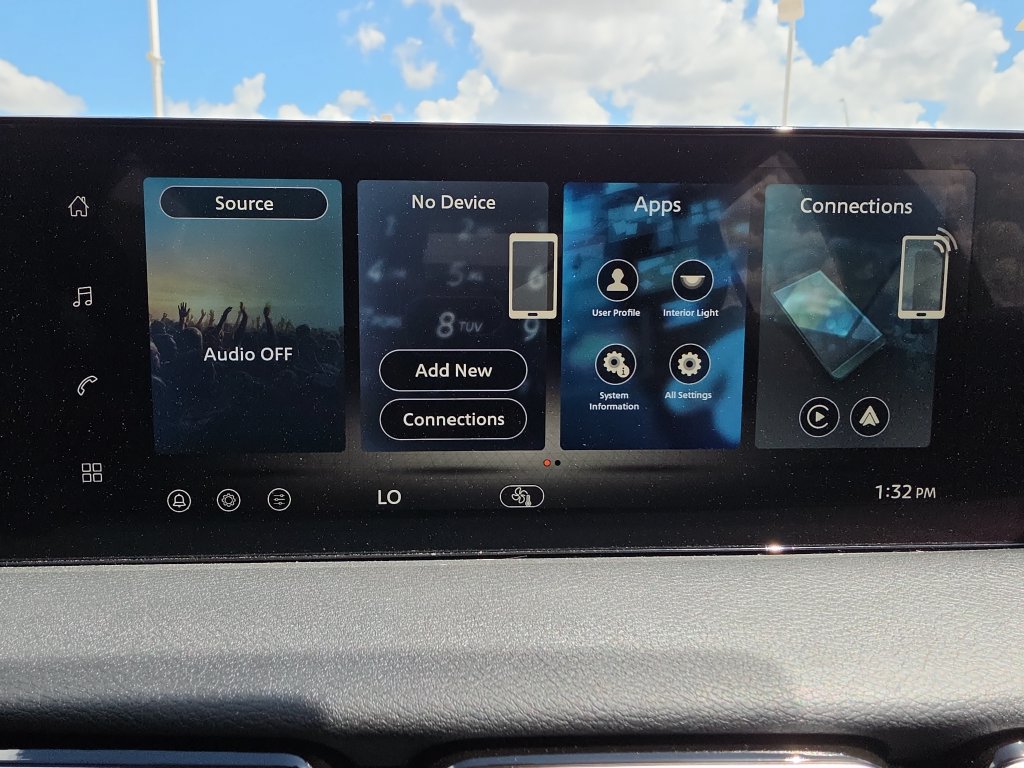 New 2027 Nissan Sentra SR w/ Floor Mat Package FWD image 18