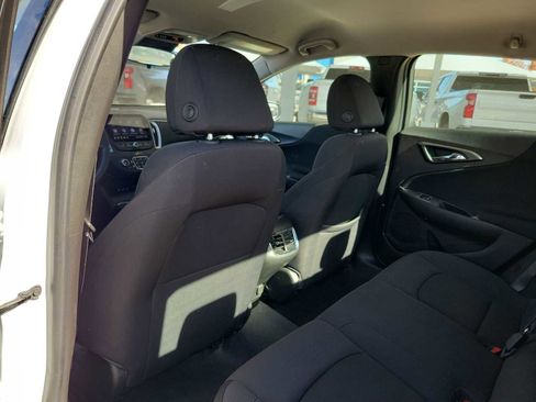 Used 2023 Chevrolet Malibu LT image 12