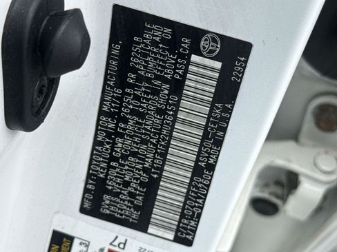 Used 2017 Toyota Camry XLE FWD image 28