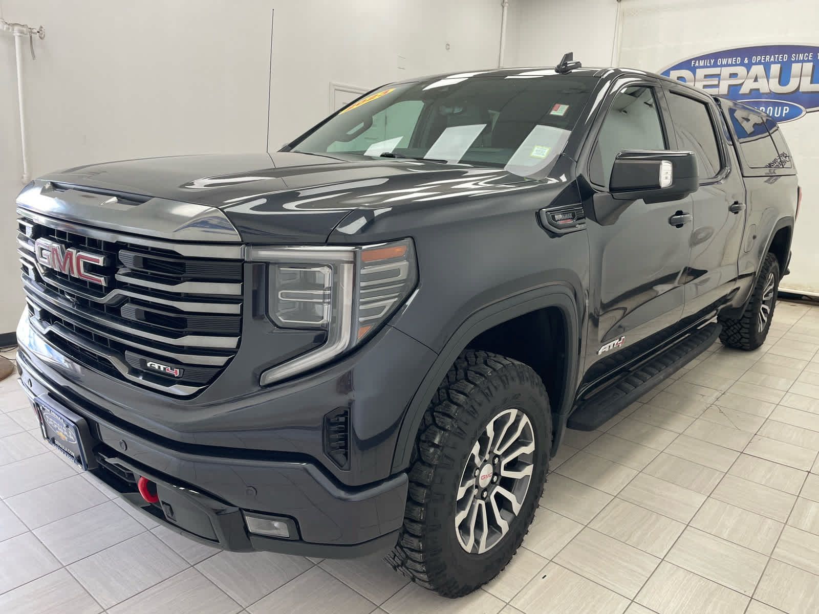 Used 2023 GMC Sierra 1500 AT4 w/ Technology Package AWD/4WD image 22
