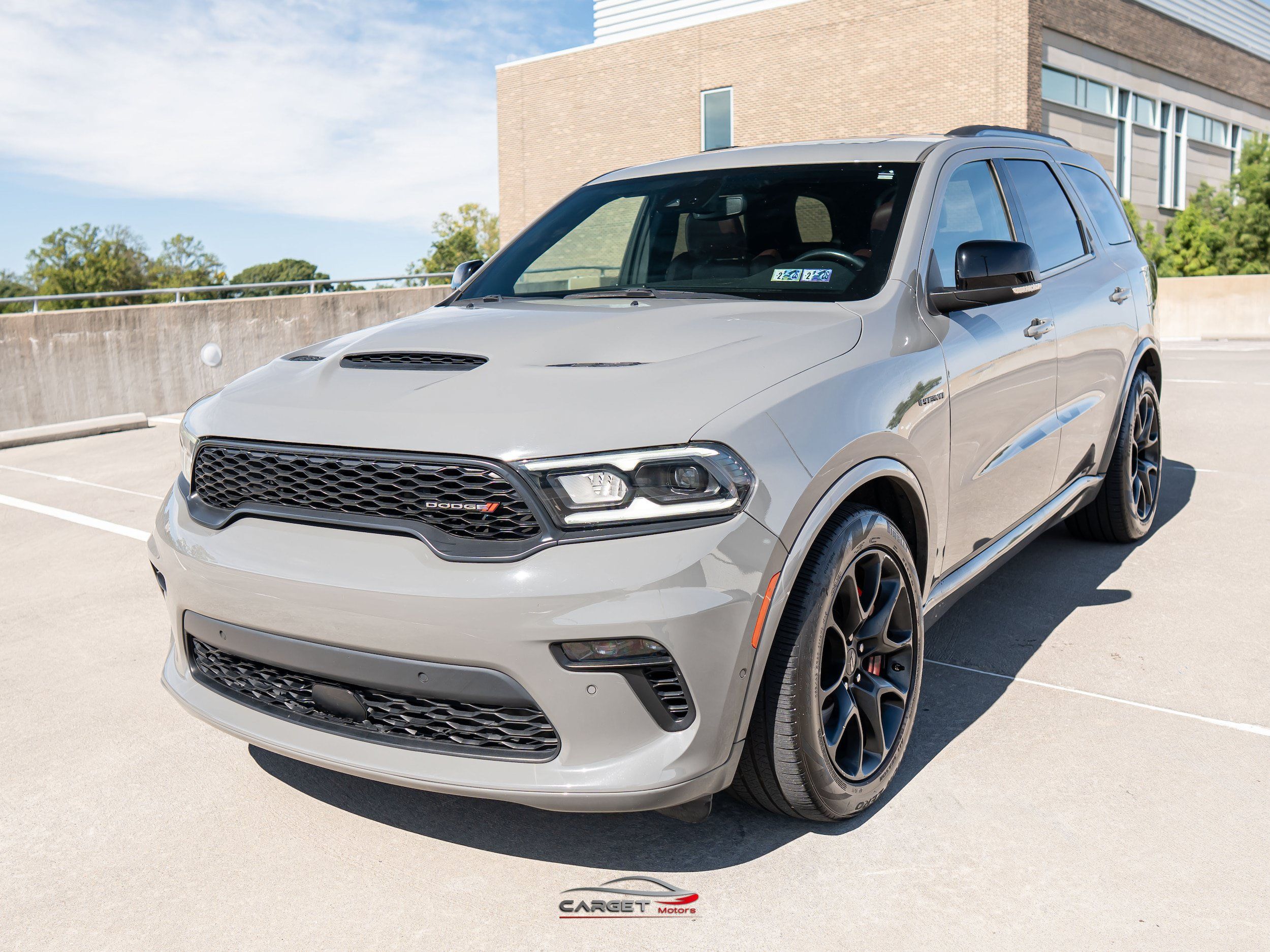 Used 2023 Dodge Durango R/T w/ Tow 'N Go Package AWD/4WD image 3