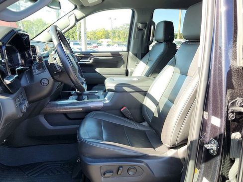 Used 2022 Chevrolet Silverado 1500 LTZ image 12