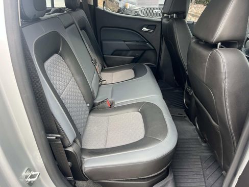 Used 2018 Chevrolet Colorado Z71 image 15