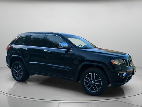 Used 2018 Jeep Grand Cherokee Limited AWD/4WD image 34