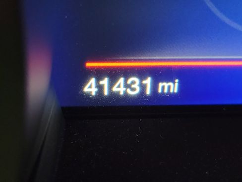 Used 2019 Alfa Romeo Stelvio Ti Lusso w/ Quick Order Package 22X Lusso image 6