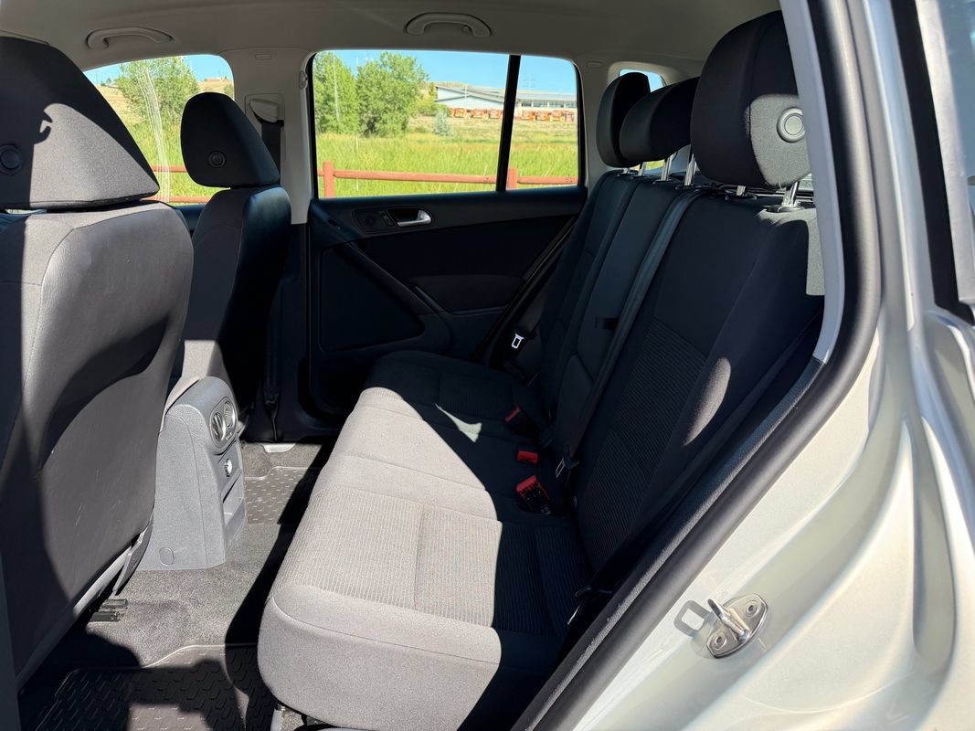 Used 2014 Volkswagen Tiguan S AWD/4WD image 14