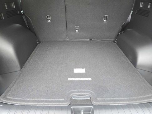 Used 2025 Hyundai Tucson Limited FWD image 31