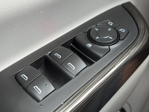 Used 2019 GMC Acadia SLT FWD image 23