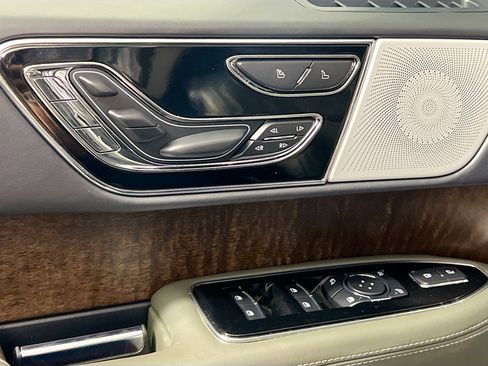 Used 2024 Lincoln Navigator Black Label AWD/4WD image 16