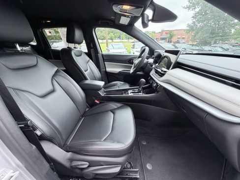 Used 2026 Jeep Compass Limited AWD/4WD image 25