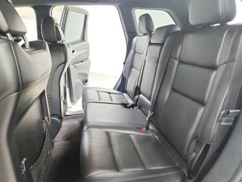 Used 2018 Jeep Grand Cherokee Limited image 36