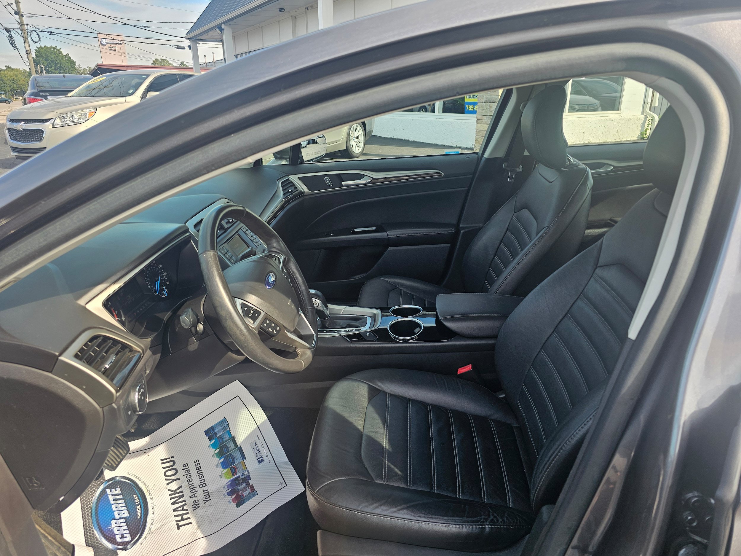 Used 2013 Ford Fusion SE FWD image 11