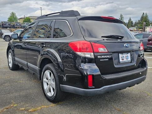 Used 2013 Subaru Outback 2.5i Premium AWD/4WD image 5