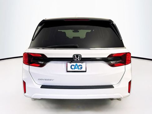 Certified 2026 Honda Odyssey EX-L image 7