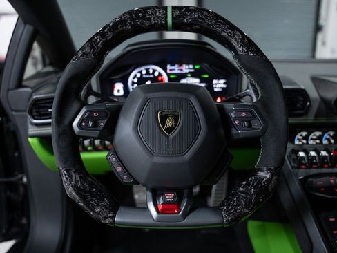 Used 2018 Lamborghini Huracan LP 580-2 RWD image 19