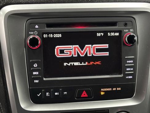 Used 2015 GMC Acadia SLE image 25