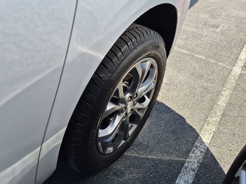 Used 2019 Buick Enclave Avenir FWD image 5