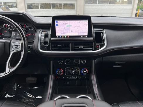 Used 2021 Chevrolet Suburban RST w/ Luxury Package image 25