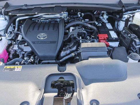 Certified 2025 Toyota Grand Highlander FWD image 27