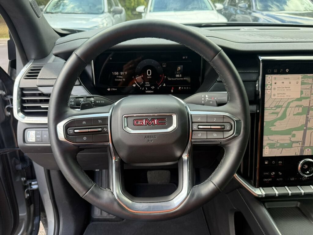 Used 2026 GMC Acadia Elevation w/ Elevation Premium Package FWD image 5