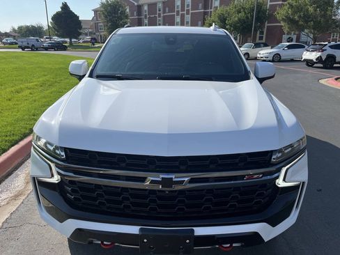 Used 2021 Chevrolet Suburban Z71 w/ Luxury Package AWD/4WD image 3