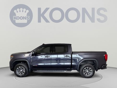 Used 2024 GMC Sierra 1500 AT4 w/ AT4 Preferred Package AWD/4WD image 2