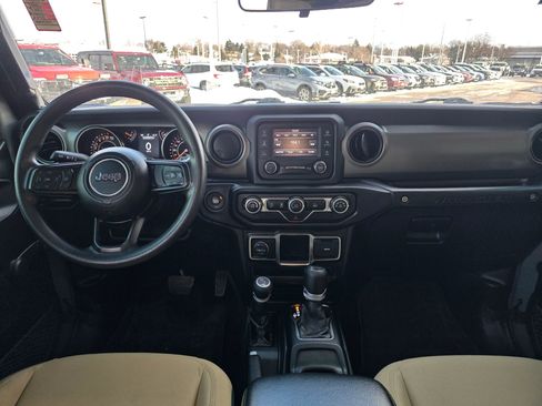 Used 2021 Jeep Wrangler Unlimited Sport AWD/4WD image 14