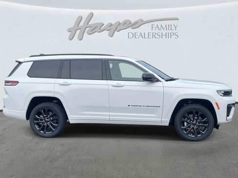 New 2026 Jeep Grand Cherokee L Limited image 3