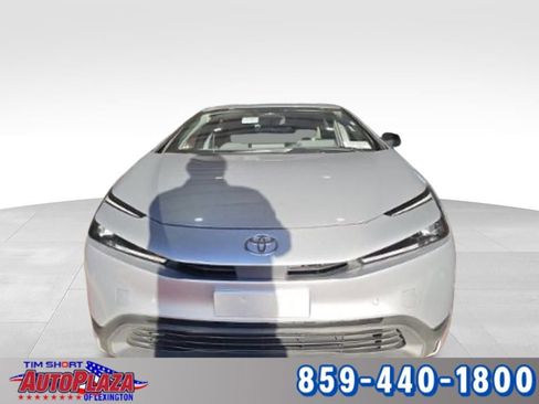 Used 2024 Toyota Prius LE image 2