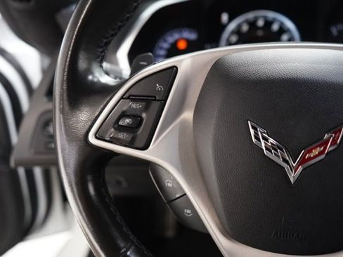 Used 2016 Chevrolet Corvette Z06 w/ 3LZ Preferred Equipment Group image 17