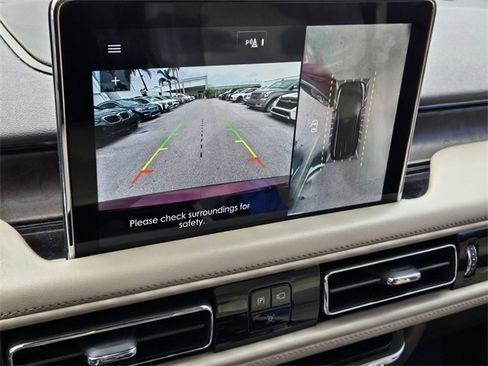 Used 2020 Lincoln Aviator Reserve w/ Equipment Group 201A image 20