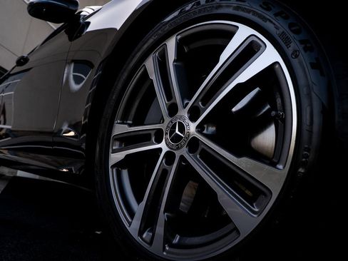 Used 2021 Mercedes-Benz E 350 Sedan image 8