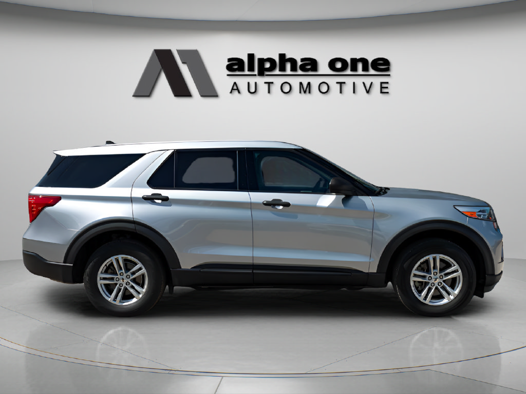 Used 2023 Ford Explorer 4WD image 4