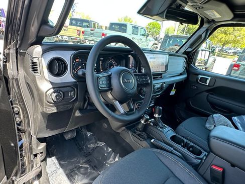 New 2026 Jeep Wrangler Unlimited Sport AWD/4WD image 18