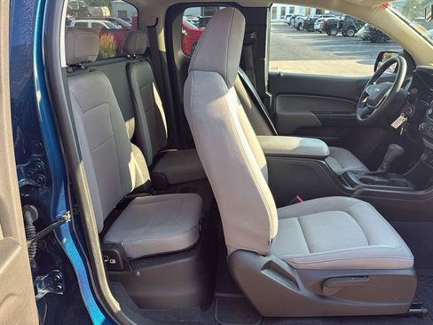 Used 2020 Chevrolet Colorado W/T w/ WT Convenience Package RWD image 12