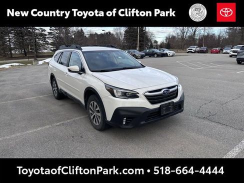 Used 2021 Subaru Outback Premium image 1