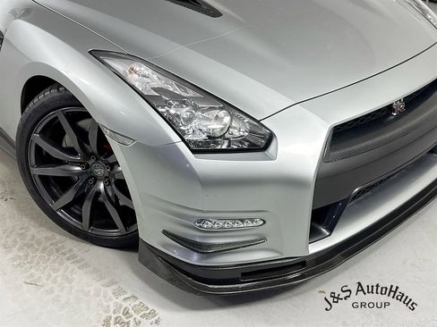 Used 2013 Nissan GT-R Premium AWD/4WD image 49