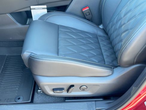 New 2026 Nissan Rogue Platinum w/ Platinum Premium Package image 14