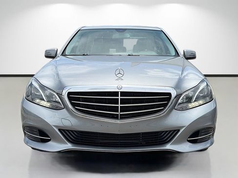 Used 2014 Mercedes-Benz E 350 4MATIC Sedan w/ Premium 1 Package image 8