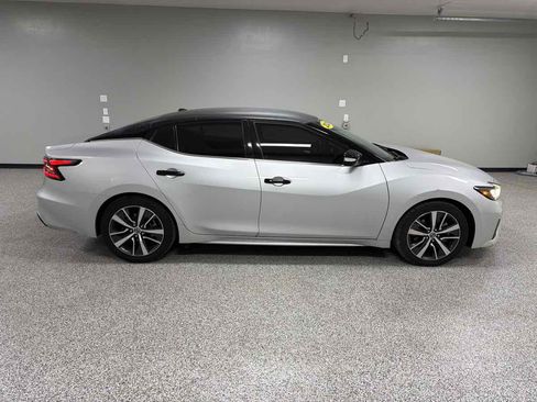 Used 2020 Nissan Maxima 3.5 SV w/ Floor Mat Group image 2