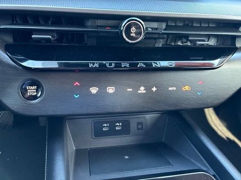 Used 2025 Nissan Murano SV AWD/4WD image 32