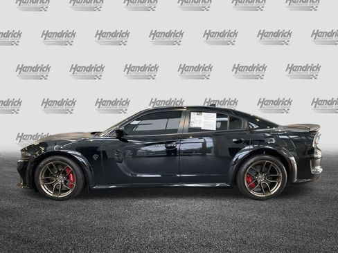 Used 2022 Dodge Charger SRT Hellcat w/ Carbon/Suede Interior Package RWD image 7